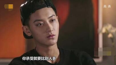 EXO|EXO成员录制快本被下架,这三位有明智选择,而吴亦凡牢底坐穿