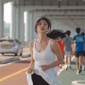 赵丽颖|火辣比基尼身材、撞脸张钧甯，这样的小姐姐谁能顶得住！