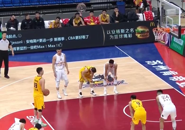 北控男籃|91-74！CBA無懸念一戰(zhàn)！馬布里擊潰全華班4輪首勝，悍將2違體驅(qū)逐