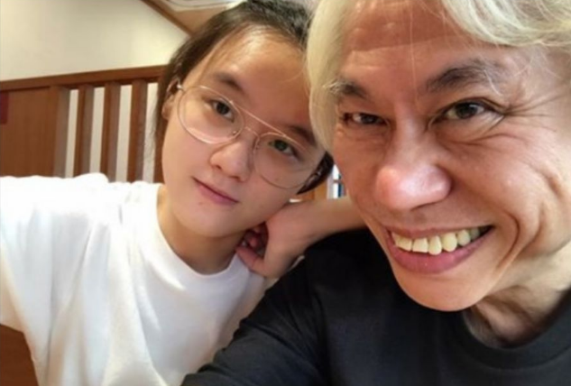 林靖恩|相差40岁“爷孙恋”!7年过去了,当年17岁少女过得怎么样?