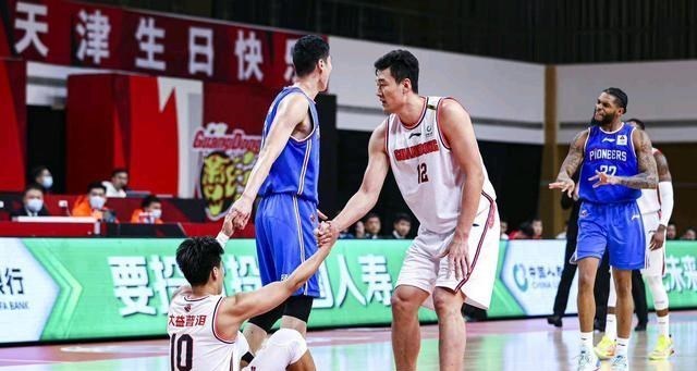 嘟小薯 CBA明日6场对决！杜锋战弱旅知耻后勇 李春江冲连胜 北控进奖励圈