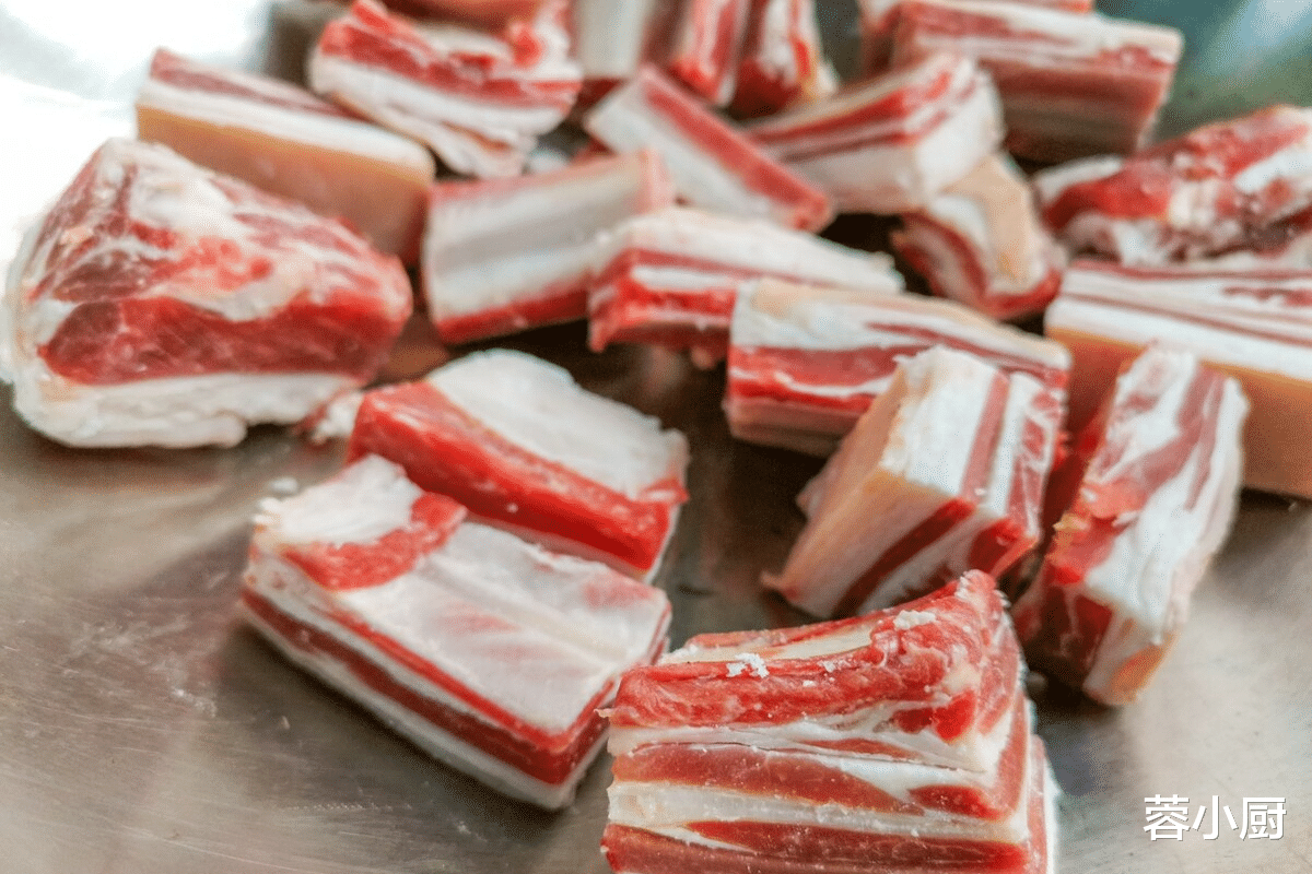 寒露将至，建议常吃“2米3肉4菜”，润燥又清肺，滋润整个秋冬