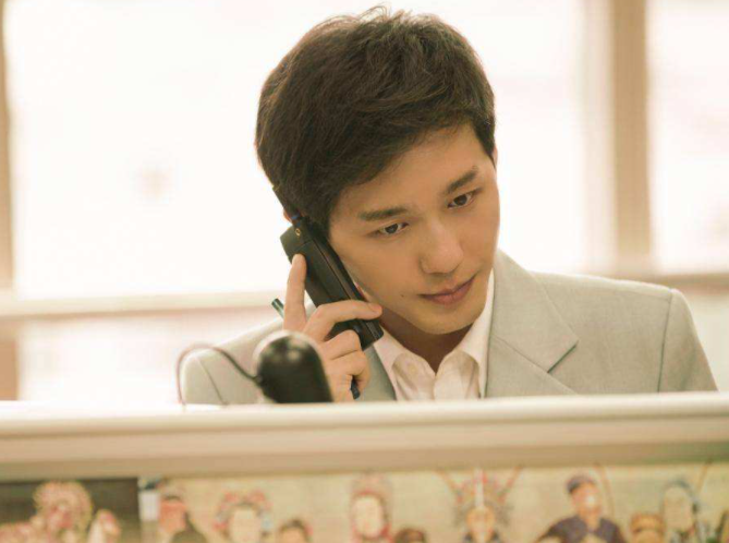 正午阳光|正午阳光放大招!37集谍战剧要来了,女主是当红小花,男二太惊艳