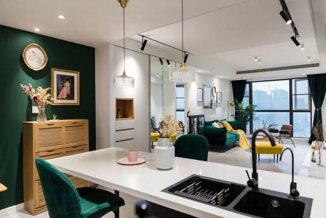 75㎡现代轻奢,精致的复古调,让小房子也清新脱俗