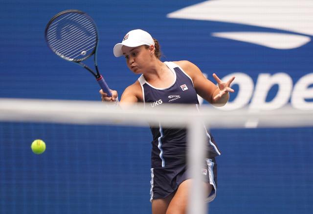 情之所煜|美网连爆冷门！中国金花0-2不敌18岁新星，世界第一直落两盘晋级