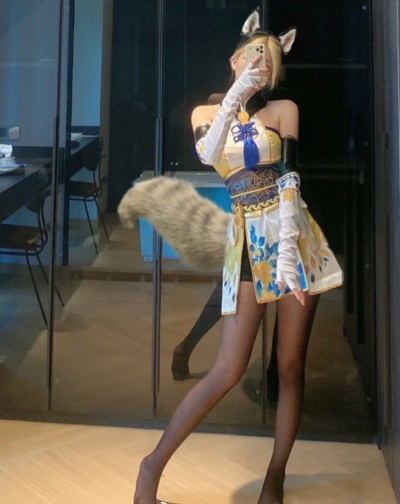 女主播|“史上最强女主播”给榜一大哥发福利视频，被公开后，直播间被封