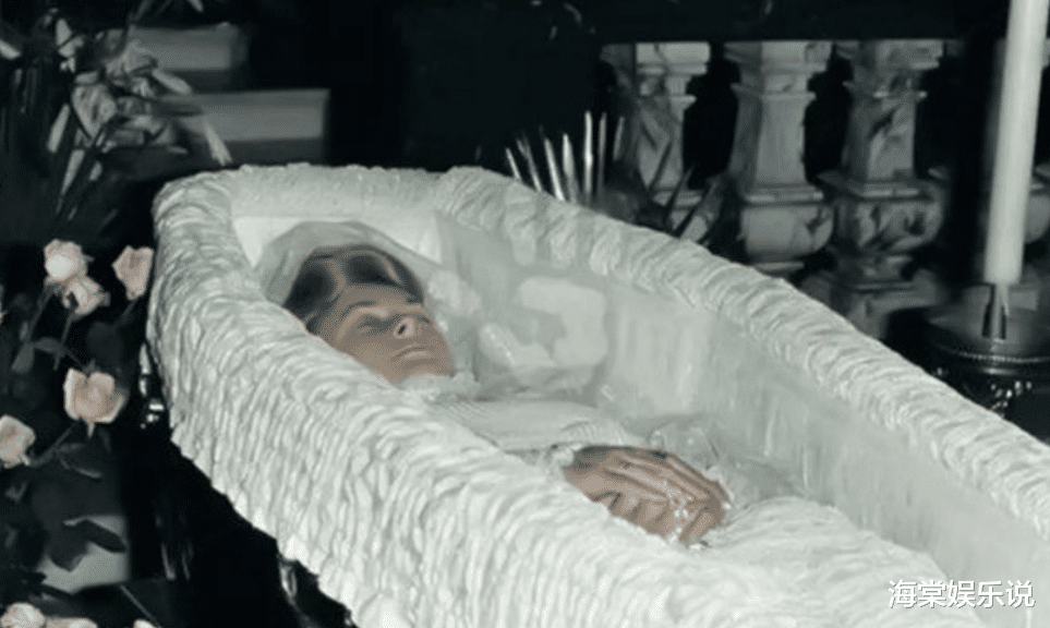 戴安娜躺進棺材時宛若睡去，威廉在視頻中表情痛苦，含淚譴責BBC-圖2