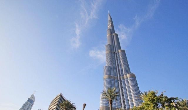 浩浩乐城 深圳的“迪拜塔”火了，拥有经典的外形设计，还多了深圳当地特色