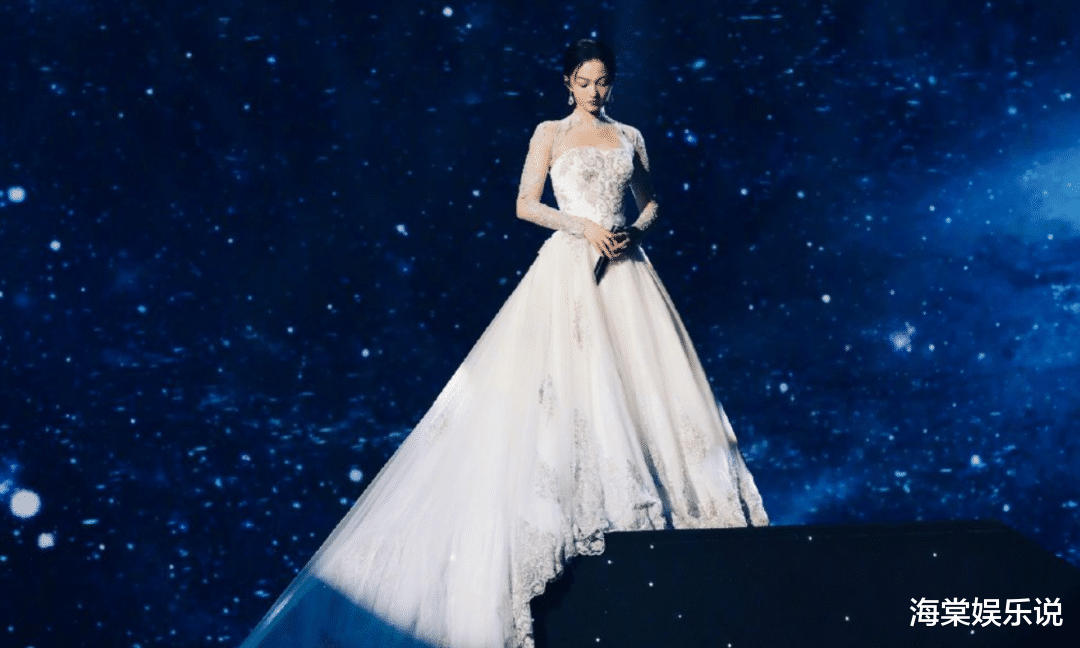 光芒|10月1日：张韶涵扮冰雪女王，金晨像回族公主，李宇春撞脸周笔畅