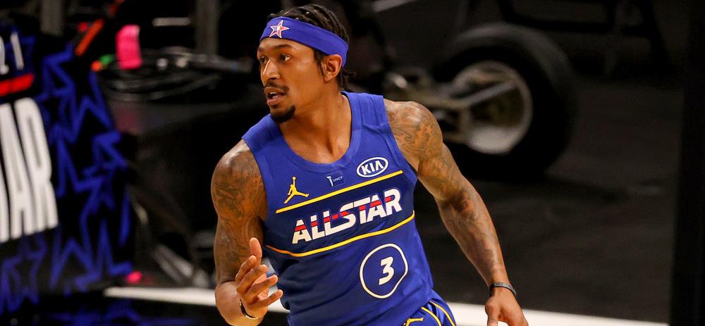 布拉德利·比尔 美媒建议快船奇才7人4签大交易：比尔联手乔治小卡，奇才不亏？