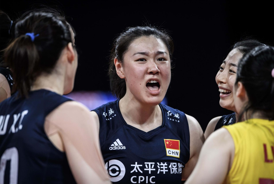 郎平|谁都敢输！中国女排2-3遭逆转谁责任最大，无疑是被奉为神的郎平