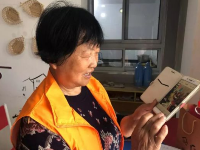 内科|55岁大姐常吃一“零嘴”，血脂慢慢降低，内科主任：家中有老人可以学起来