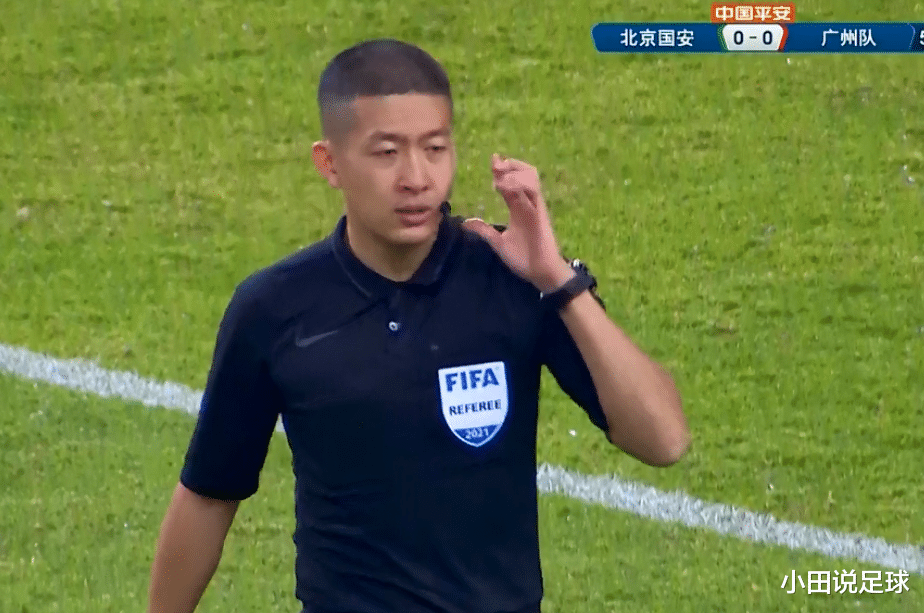 北京國安|中超爭議判罰！國安禁區(qū)內(nèi)手球不判，VAR提醒后又遭主裁無視？