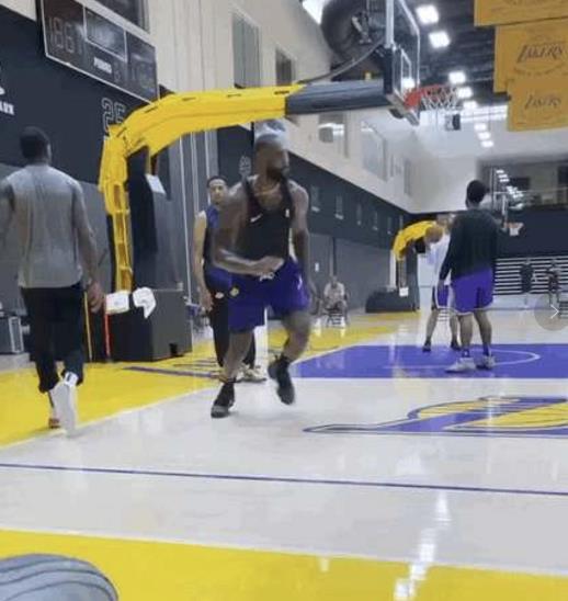 刘争光说家居|仅一夜!掘金9200万续约悍将,沃尔申请离队,老詹携队友训练备战