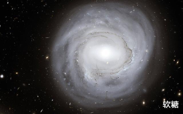 银河系 每秒630公里！地球正在宇宙中飞速前进，目的地何在？