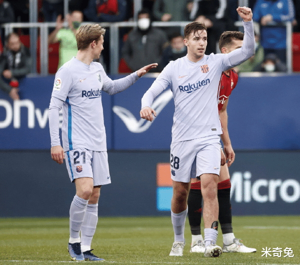 詹姆斯·哈登|一共10項(xiàng)數(shù)據(jù)是0！當(dāng)前腰從梅西變成德容：巴薩的變化讓人絕望