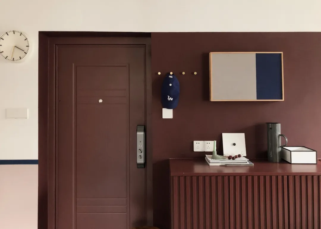 170㎡顶跃复式宅，「勃艮第红+蓝粉」分色，她家不动格局也能优雅又时髦！