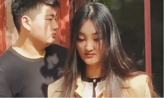 朱之文|陈亚楠直播被封，商品下架，蹭大衣哥的流量终究要还回去