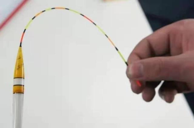 |鲢鳙鱼就不咬钩，庆幸我有这套百试不爽的钓法