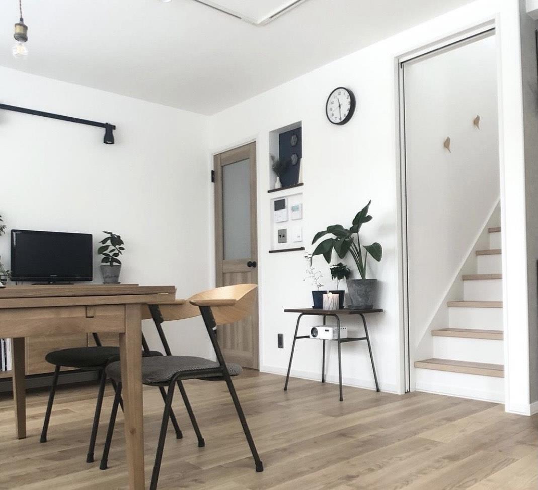 一个人的47平米精致生活:她坚持断舍离,该扔就扔,小家干净清爽