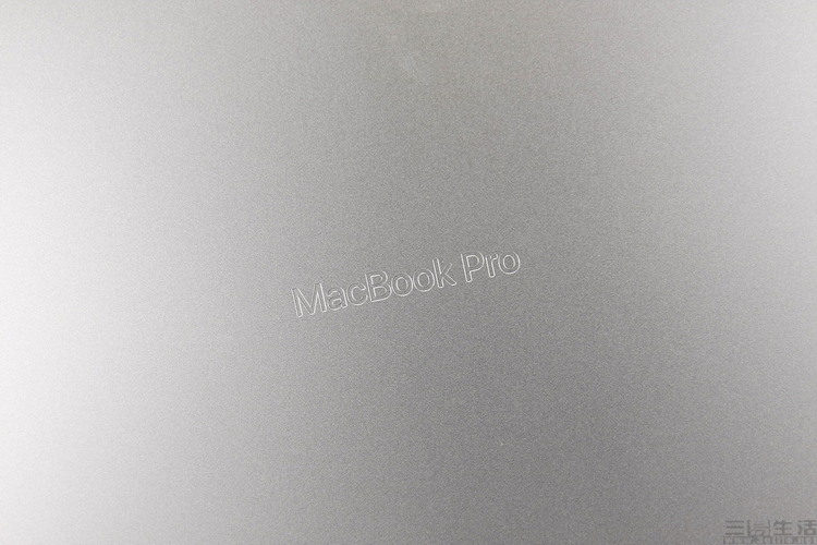 RTX2060|用过MacBook Pro后，我们体会到了苹果的\可怕\