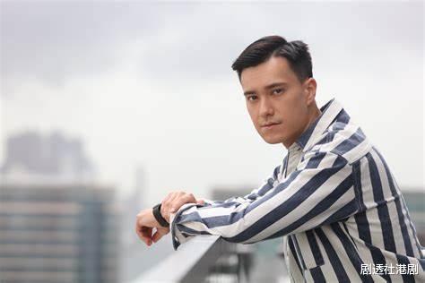 TVB|视小花女友为结婚对象！TVB混血小生公开秀爱：绝对是我的人生伴侣