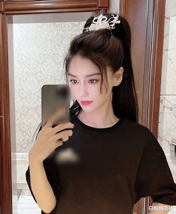 黄晓明|黄晓明卡点为baby庆生！不提名字被指敷衍，女方无回应被疑已离婚？