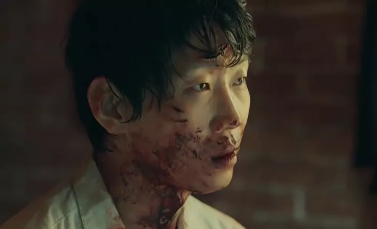 |一部脑洞大开的丧尸新剧，惊悚得让人怀疑，简直是杀疯了！