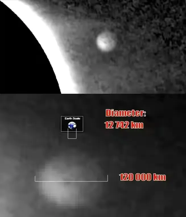 UFO 8月27日，国际空间站在太阳附近拍到“巨型UFO”，静止不动正在吸收能量？