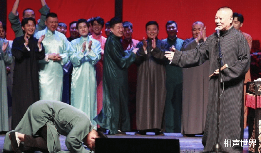 德云社|一场饱受争议的封箱，郭德纲脸上写满失望，德云社的盛世危机