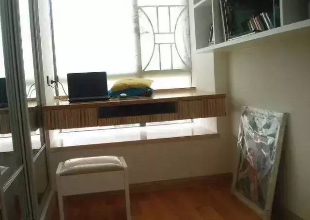 |卧室兼书房，手把手教你将飘窗改书桌，一学就会超简