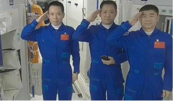 飞行器 我国离天空又进一步,神舟完成任务,亚轨道飞行器也试验完毕