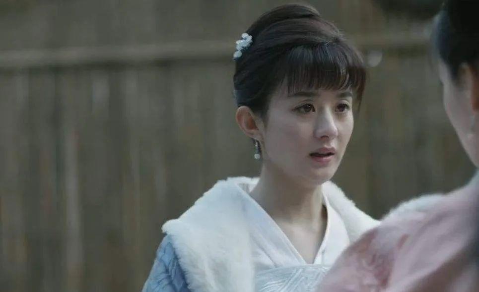 周迅|大龄扮嫩的6个成功例子，刘晓庆39岁演少女，周迅36岁仍天真懵懂