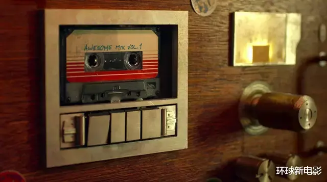 电影|豆瓣8.2，全球口碑大爆，尺度逆天的大爽片来了！