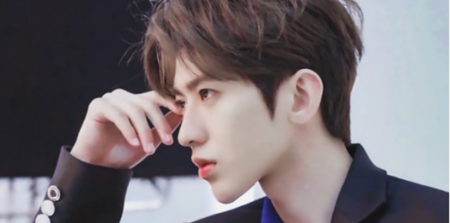 王子异|出道3年，被推掉3次合作2首单曲的王子异，比队友蔡徐坤惨太多