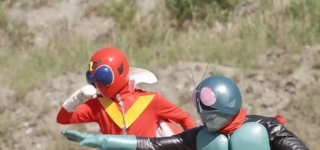 爱红烧肉|假面骑士玩梗图：1型来超级英雄战纪看儿子，飞羽真误认为是一号