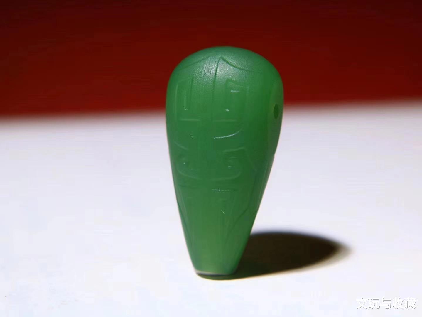 革命|在文玩界：红与绿依然是绝配，哪怕是小小的配饰也会贵出天价