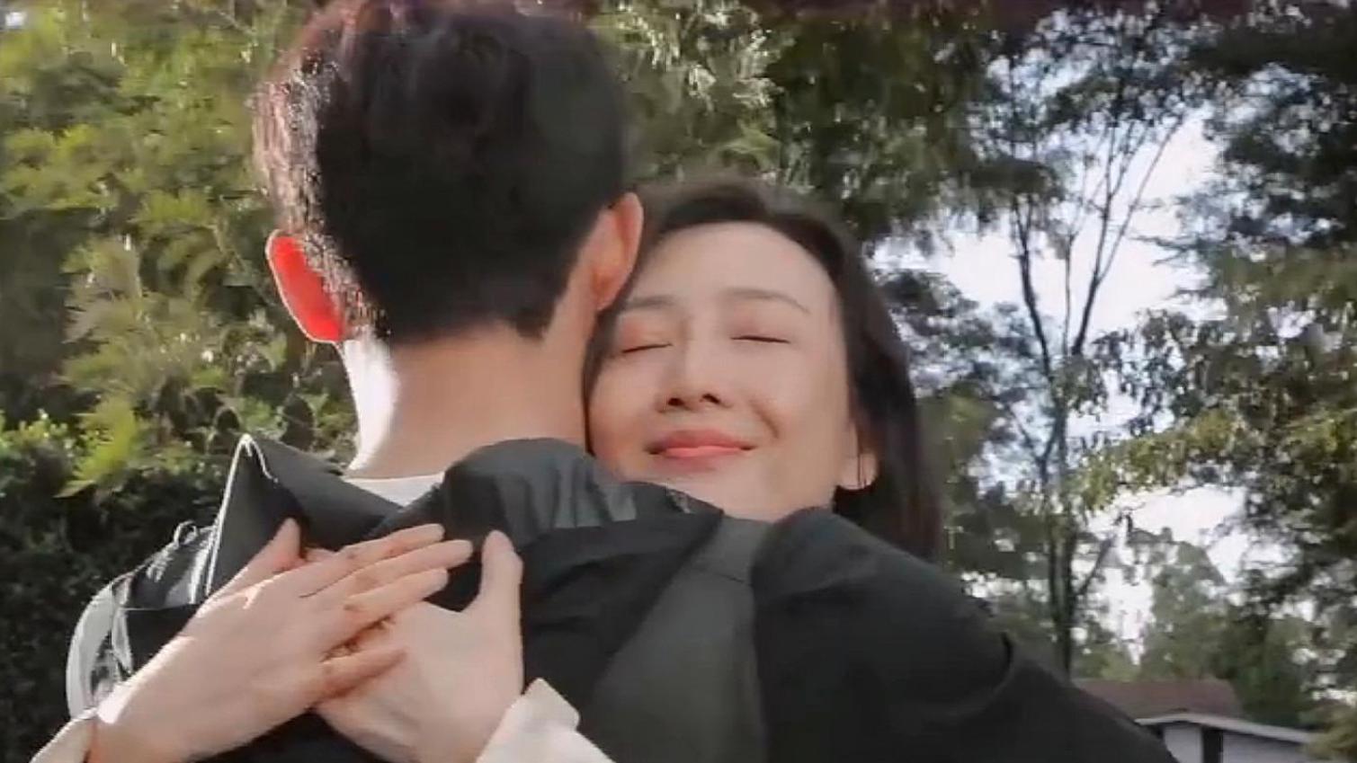 王鸥|为何王凯和王鸥拍亲密戏不拍下半身？镜头下移，网友却笑出猪叫