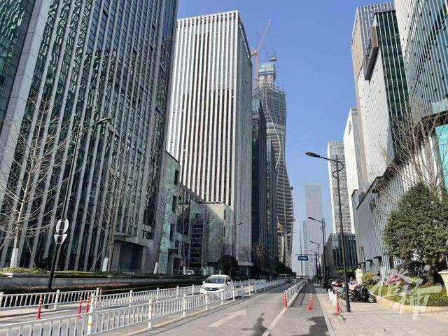长春|越来越多人习惯居家办公 这对杭州“星城”楼市或许是个利好