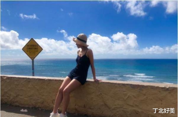 殷桃|42岁殷桃晒泳装照,身材曲线太完美,看完照片让人血脉喷张欲罢不能