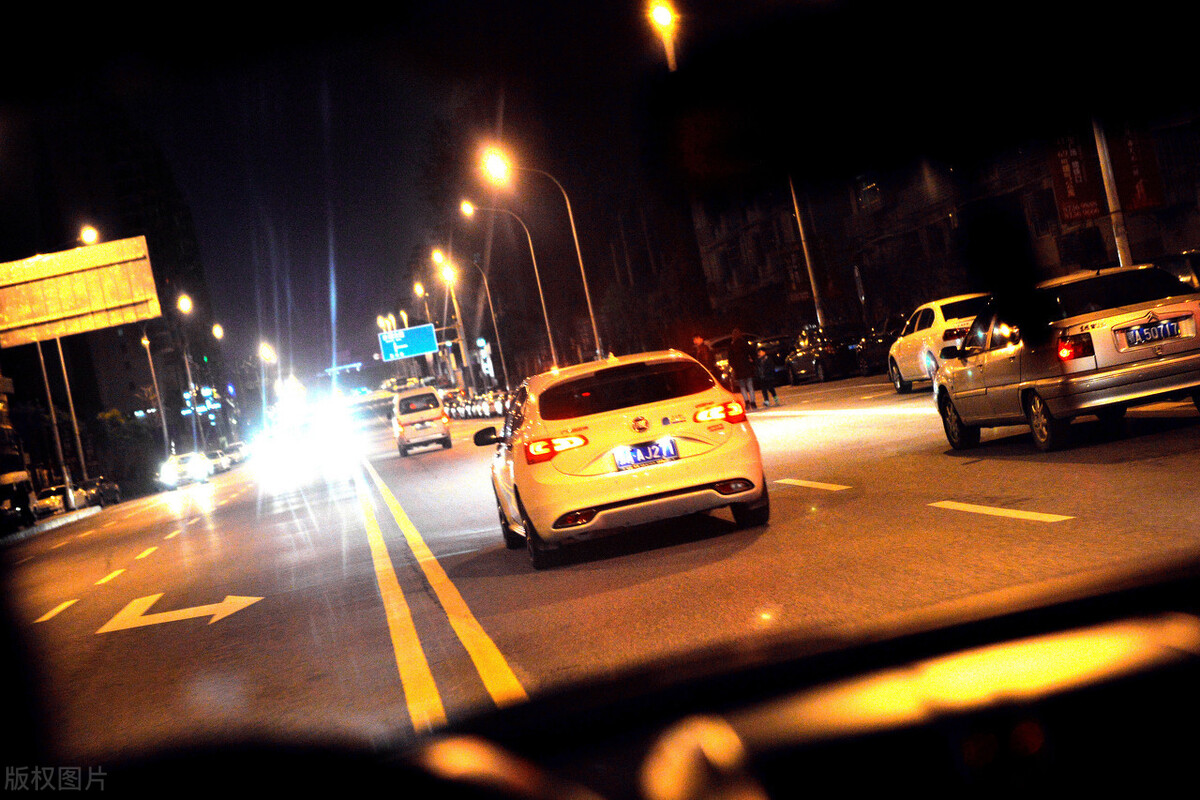 柯基也有长腿的 滴滴、滴答、一喂顺风车司机：无法容忍乘客的五大用车恶习！