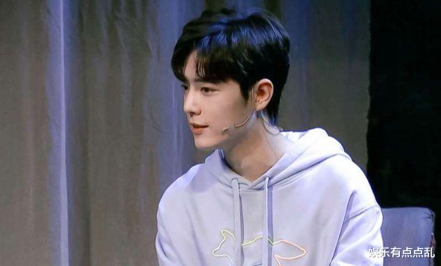 李沁|肖战追《爱上特种兵》, 气得质问李沁黄景瑜, 原因够笑三天