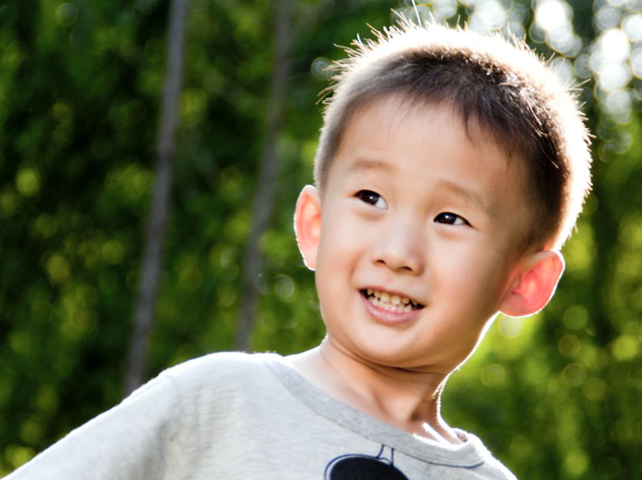 歪妈亲子故事|教育孩子有分歧?父母的意见总是保持一致,对娃不见得是好事