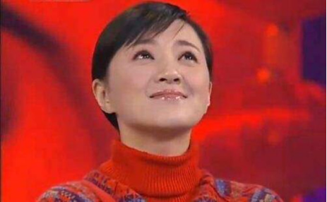 春晚|搭档冯巩五次登上春晚,却因丑闻离开舞台,小品届的一大损失