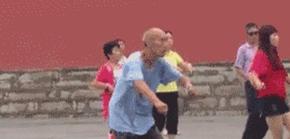 ta故事聊|老男人为跳广场舞，抛下妻子不管不顾，他的理由是否应该支持？