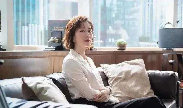 刘敏涛|离婚后不喊丈夫的名字刘敏涛因为一块冰激凌离婚,现在怎么样了