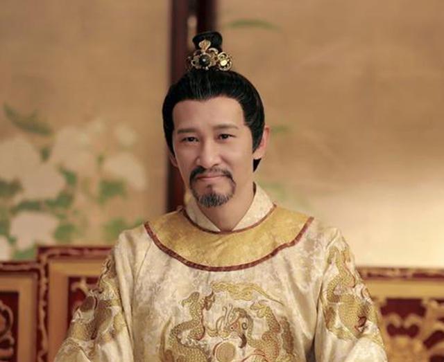 嵇钰莎宝妈日记|陈朝将领杜僧明在广州发动叛乱，被陈霸先俘获，为何不杀他，反而征用他呢？