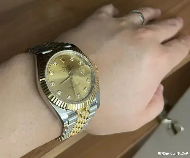 机械表大师小助理 机械表大师:最受国人喜爱的四个手表品牌,不同年龄选择哪些款式?