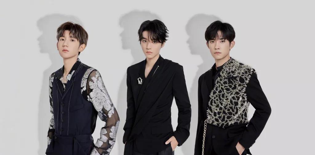 迪丽热巴|薇娅，张艺兴母胎solo？杨洋迪丽热巴情况？TFBOYS合约到期？