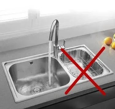 50岁老师傅警告：装修别做这10件事，多花冤枉钱，中3个就完蛋！